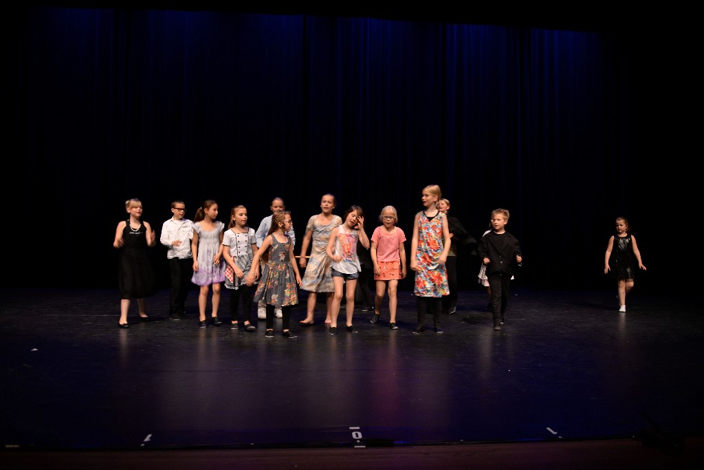 ../Images/Musical Nanny de Vries 130.jpg